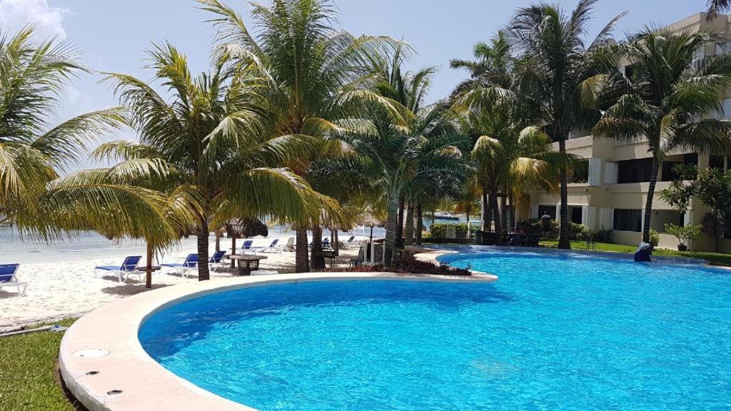 Ocean Front - Ground Floor Condo Cancún Buitenkant foto