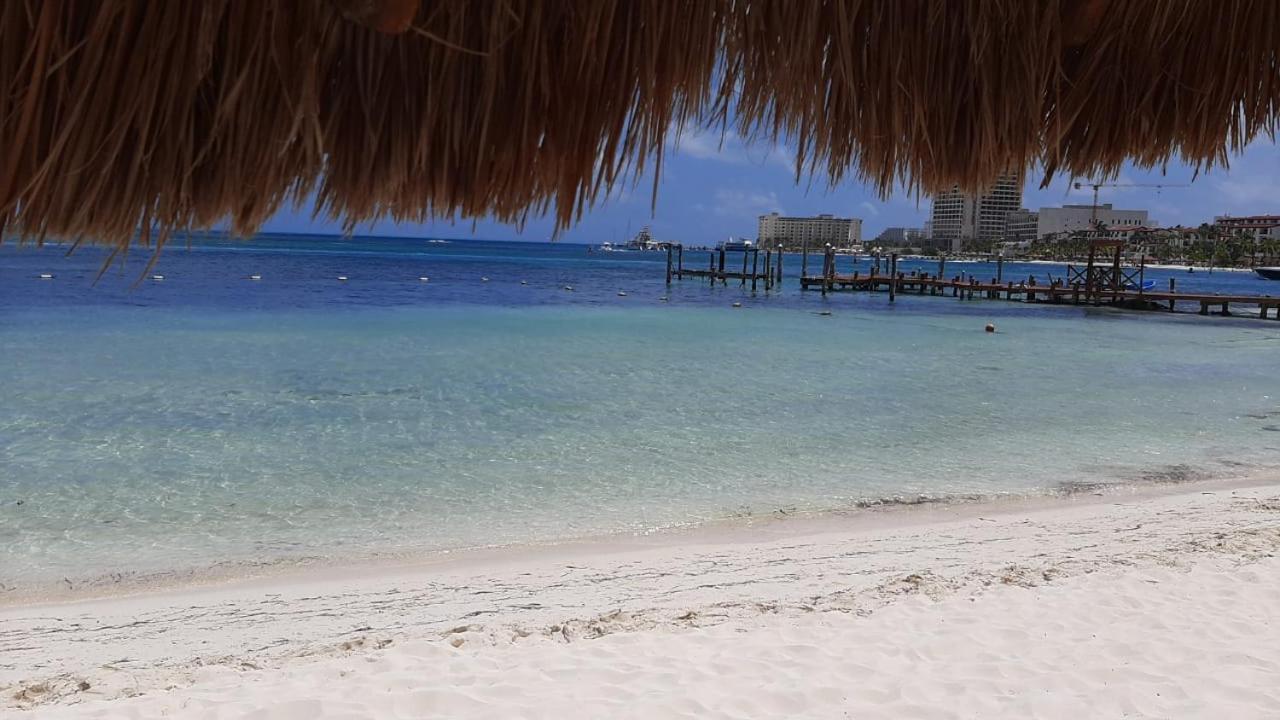 Ocean Front - Ground Floor Condo Cancún Buitenkant foto
